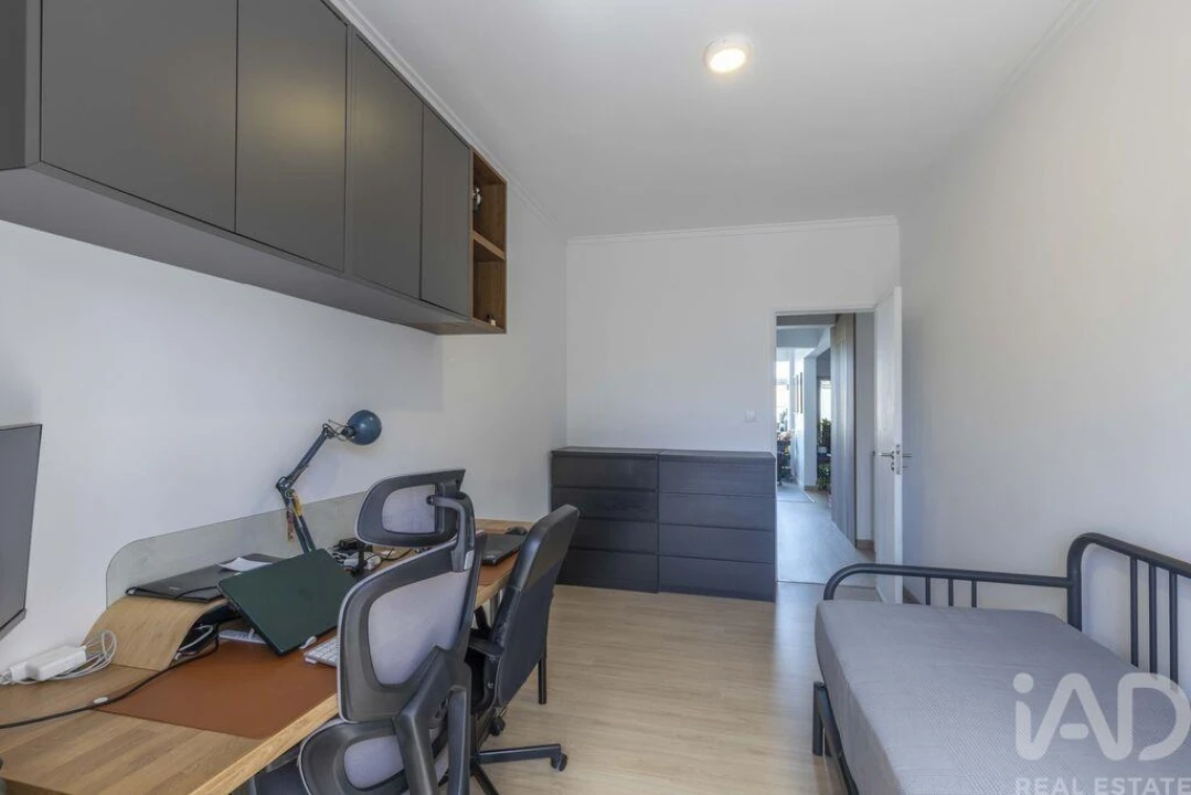 Apartamento T2 para Venda em Póvoa de Santa Iria e Forte da Casa Foto 19