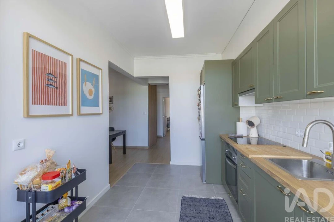 Apartamento T2 para Venda em Póvoa de Santa Iria e Forte da Casa Foto 14