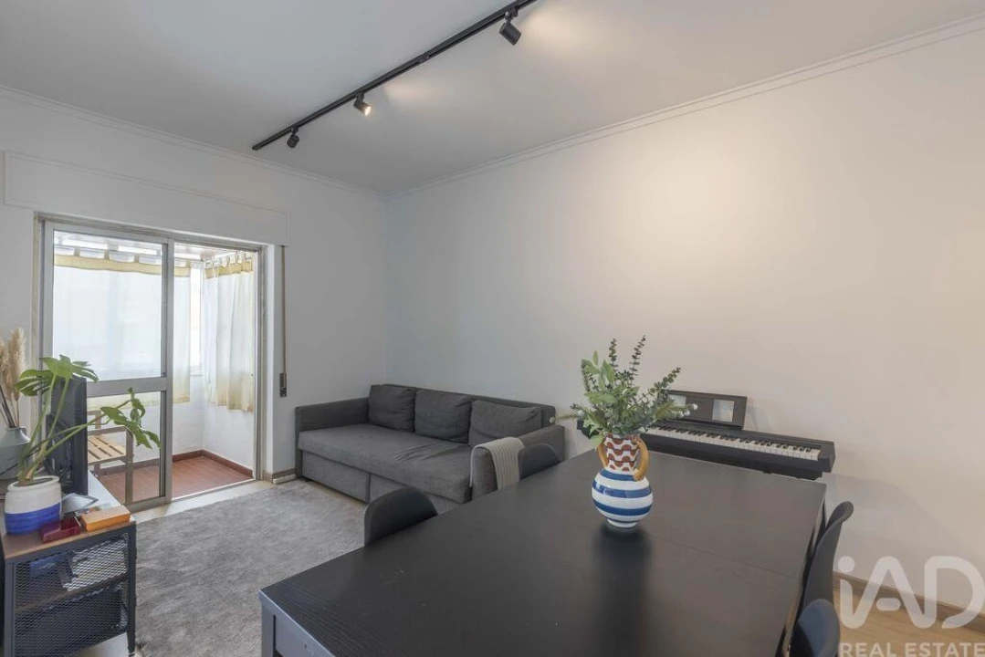 Apartamento T2 para Venda em Póvoa de Santa Iria e Forte da Casa Foto 6