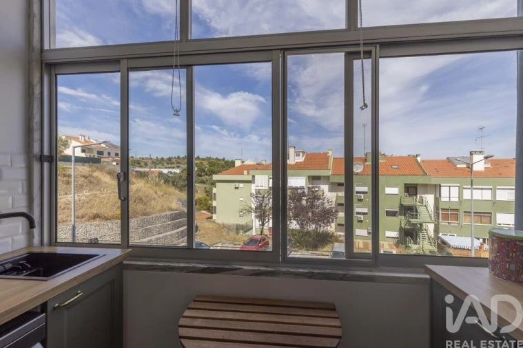 Apartamento T2 para Venda em Póvoa de Santa Iria e Forte da Casa Foto 12