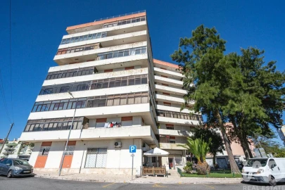 Apartamento T3 para Venda em Cacém e São Marcos