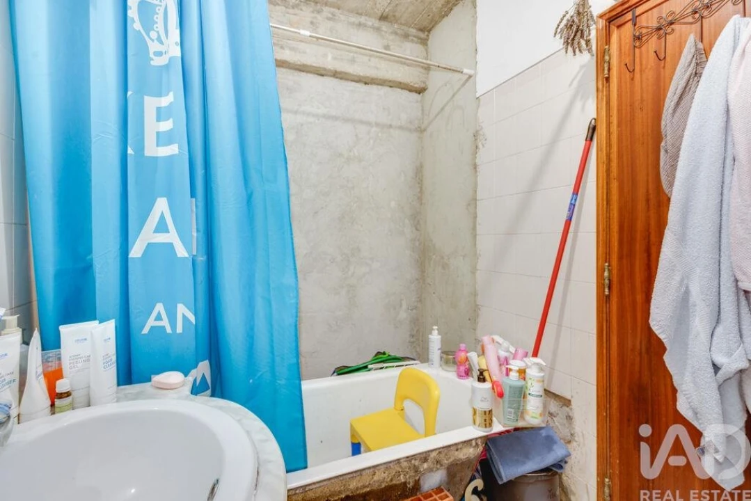 Apartamento T3 para Venda em Cacém e São Marcos Foto 35