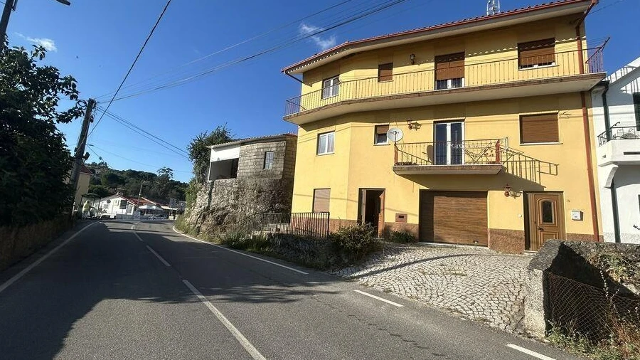 Prédio para Venda em Meruge