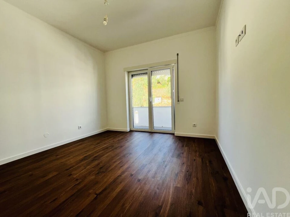 Apartamento T2 para Venda em Miranda do Corvo Foto 14