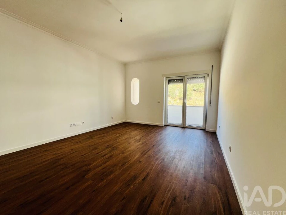 Apartamento T2 para Venda em Miranda do Corvo Foto 7
