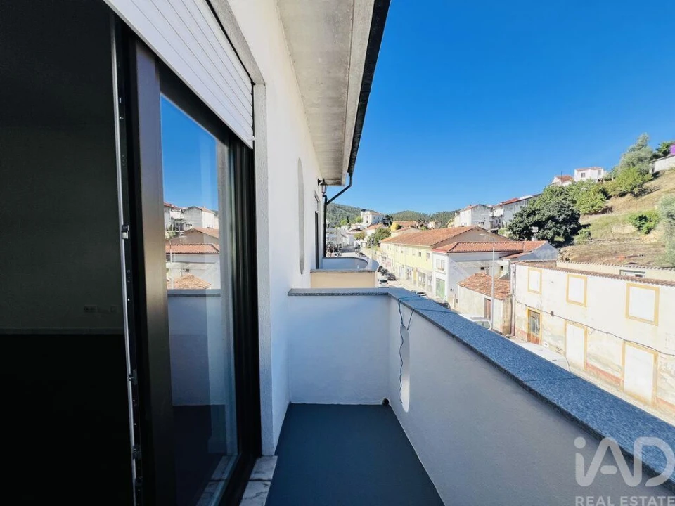Apartamento T2 para Venda em Miranda do Corvo Foto 10