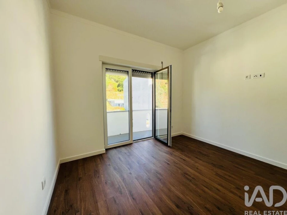Apartamento T2 para Venda em Miranda do Corvo Foto 16