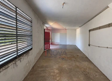 Armazém para Venda em Vila Verde e Barbudo