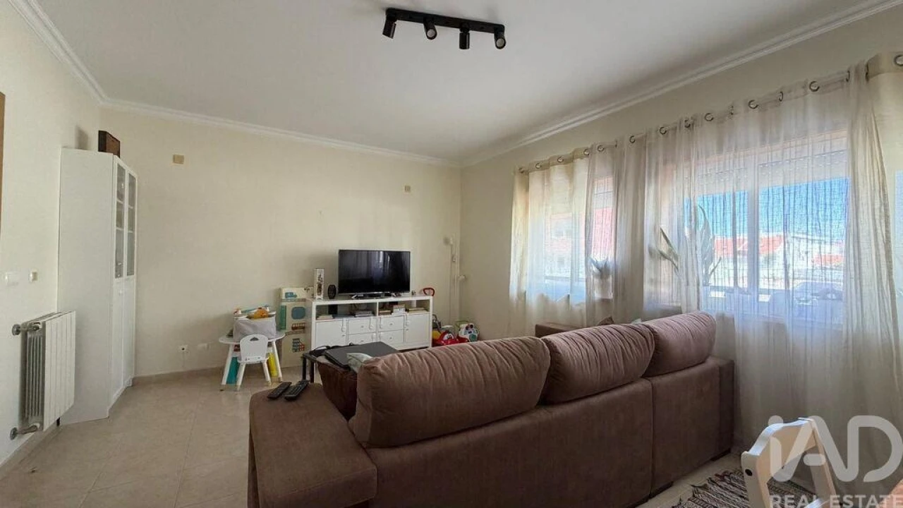Apartamento T3 para Venda em Atalaia e Alto Estanqueiro-Jardia Foto 3