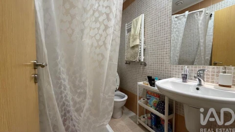 Apartamento T3 para Venda em Atalaia e Alto Estanqueiro-Jardia
