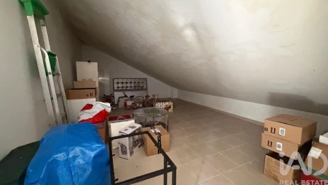 Apartamento T3 para Venda em Atalaia e Alto Estanqueiro-Jardia