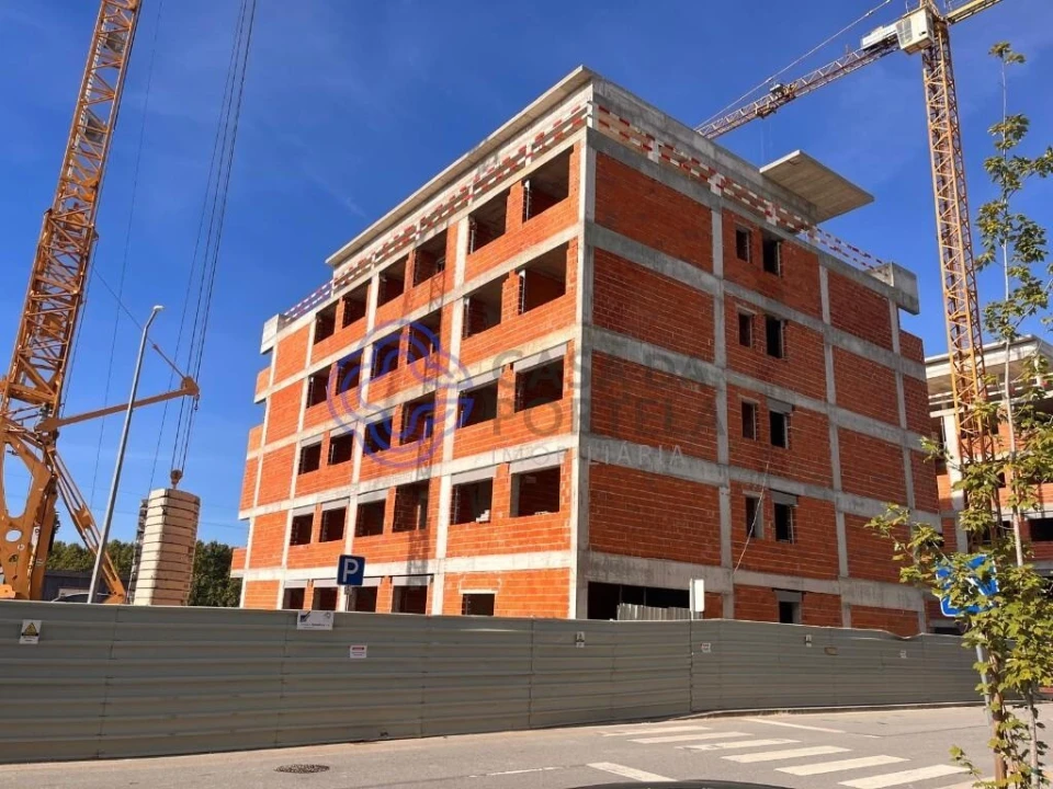 Apartamento T1 para Venda em Cidade da Maia Foto 9