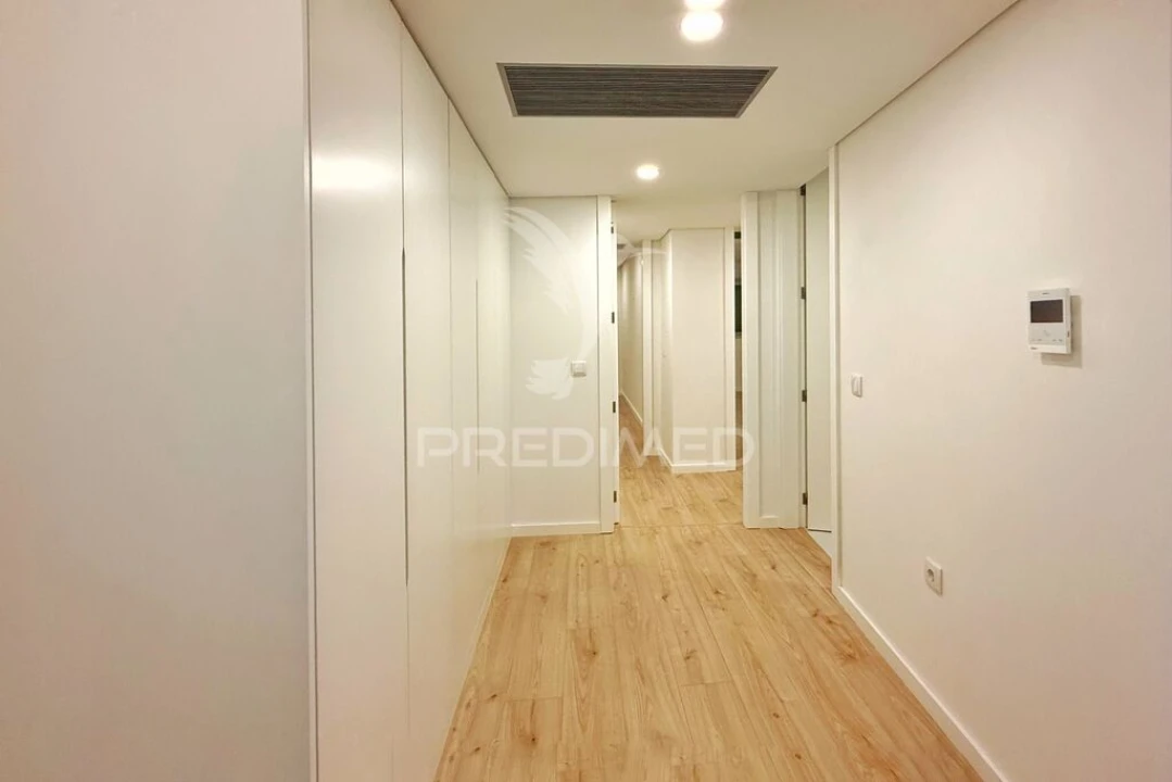 Apartamento T3 para Venda em Azurem Foto 9