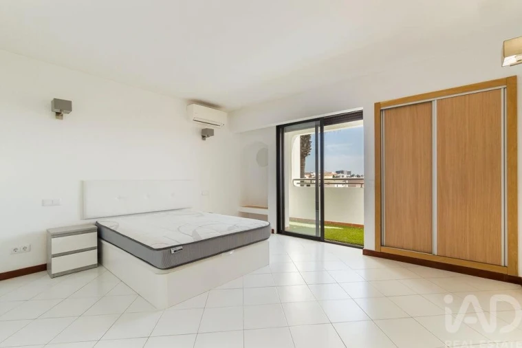 Apartamento T3 para Venda em Albufeira e Olhos de Água Foto 13