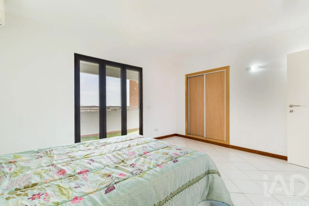 Apartamento T3 para Venda em Albufeira e Olhos de Água Foto 9