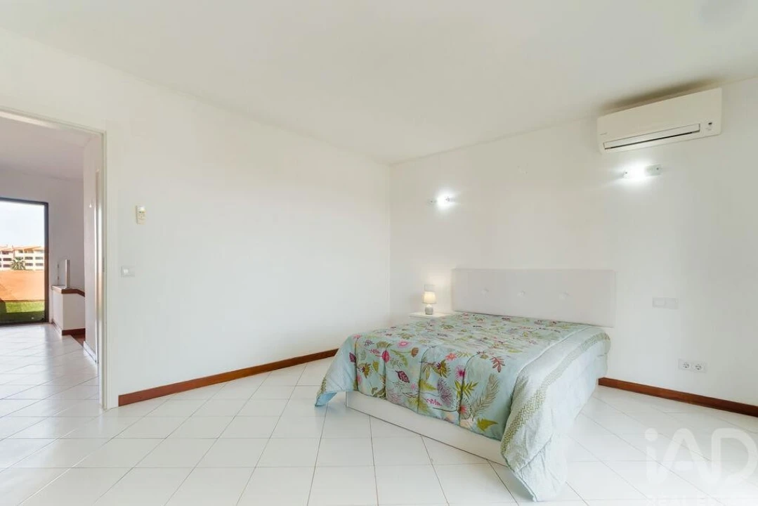 Apartamento T3 para Venda em Albufeira e Olhos de Água Foto 10