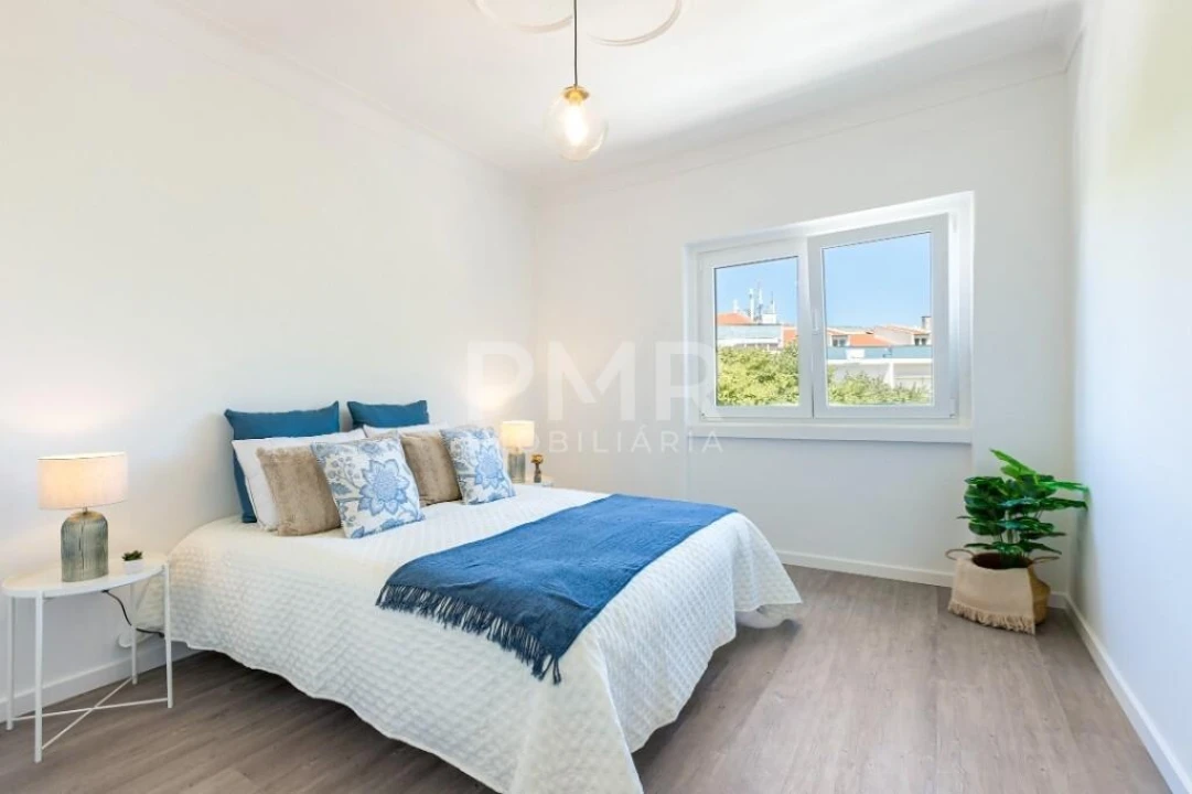 Apartamento T2 para Venda em Almada, Cova da Piedade, Pragal e Cacilhas Foto 6