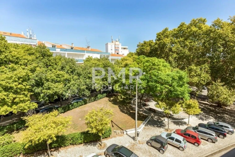 Apartamento T2 para Venda em Almada, Cova da Piedade, Pragal e Cacilhas Foto 16