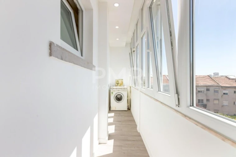 Apartamento T2 para Venda em Almada, Cova da Piedade, Pragal e Cacilhas Foto 5