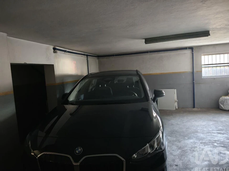 Apartamento para Venda em Cidade da Maia Foto 5