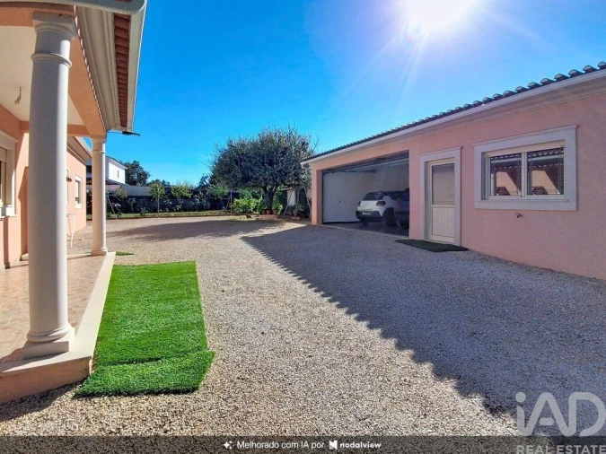 Moradia T3 para Venda em Fatima Foto 25