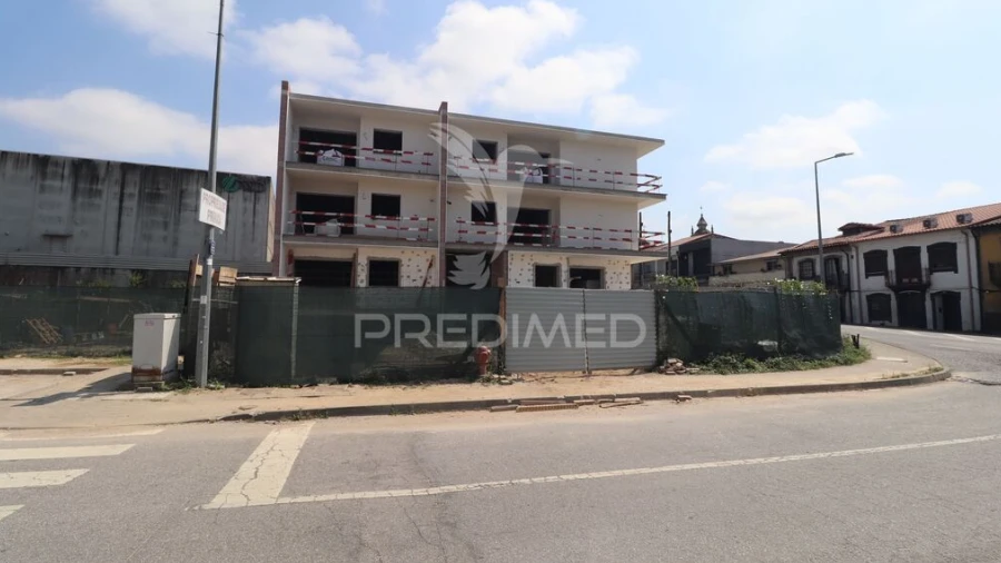 Apartamento T3 para Venda em Merelim (São Pedro) e Frossos