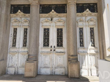 Moradia T11 para Venda em Macieira da Maia