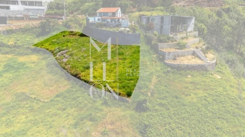 Terreno para Venda em Fajã da Ovelha