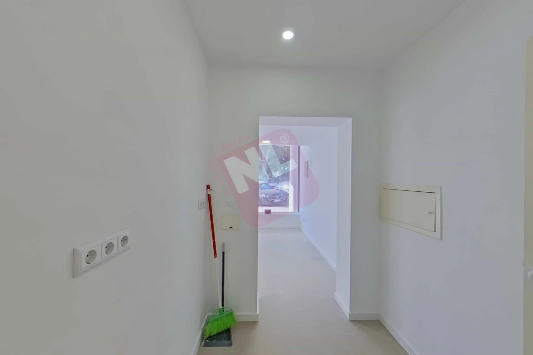 Loja para Arrendamento em Alvalade Foto 16