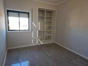 Apartamento T3 para Venda em Paços de Brandão