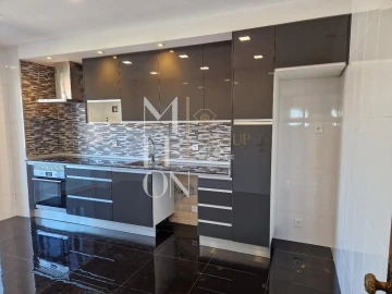 Apartamento T3 para Venda em Paços de Brandão