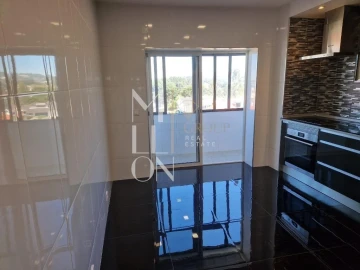 Apartamento T3 para Venda em Paços de Brandão