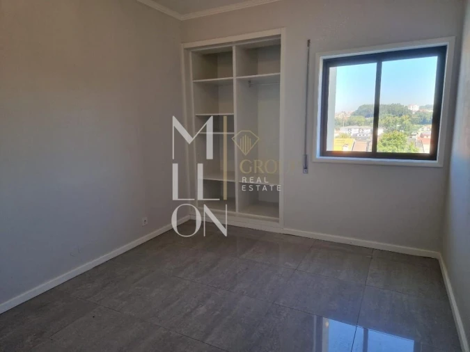 Apartamento T3 para Venda em Paços de Brandão Foto 29