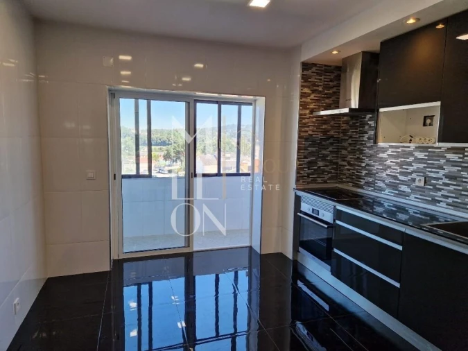 Apartamento T3 para Venda em Paços de Brandão Foto 7