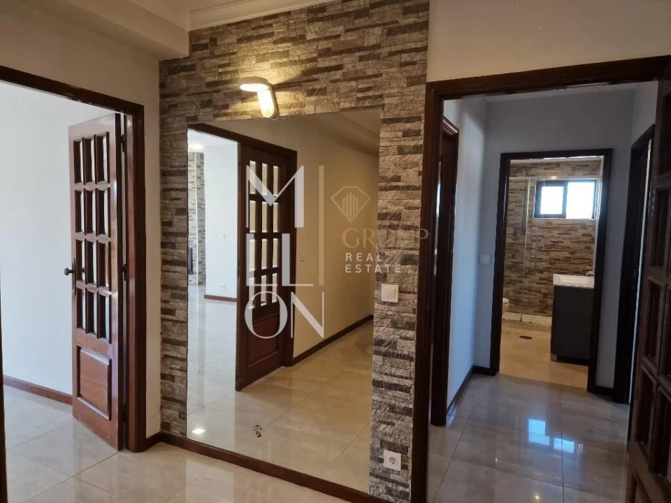 Apartamento T3 para Venda em Paços de Brandão Foto 20