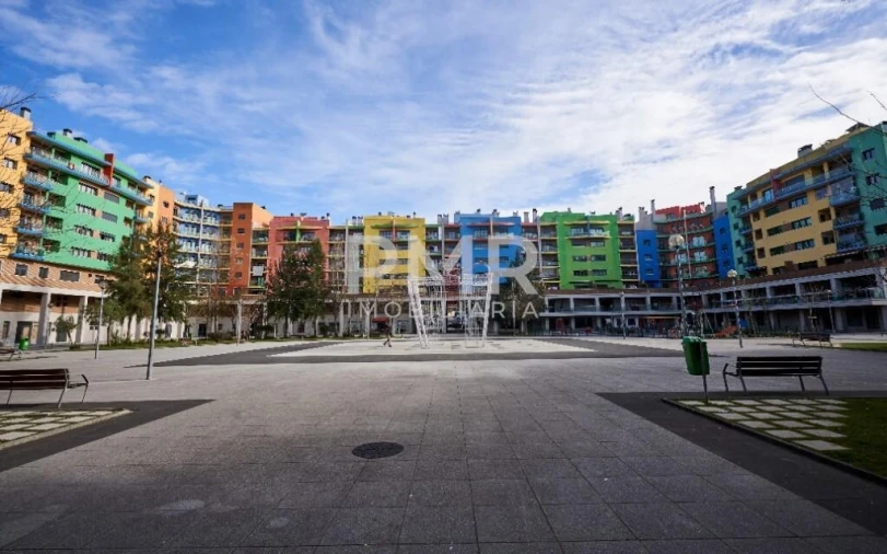Apartamento T1 para Arrendamento em Ramada e Caneças Foto 16