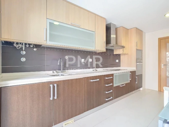 Apartamento T1 para Arrendamento em Ramada e Caneças Foto 7