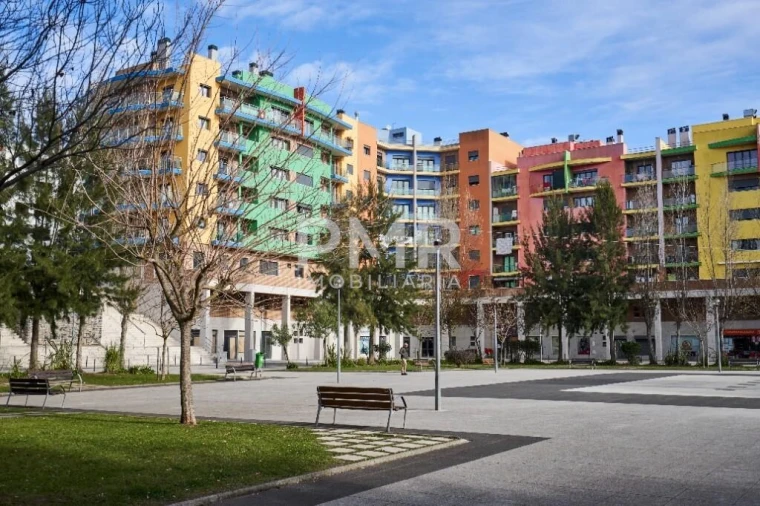 Apartamento T1 para Arrendamento em Ramada e Caneças Foto 17