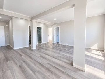 Apartamento T2 para Venda em Setubal (São Sebastião)