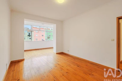 Apartamento T3 para Venda em Arroios