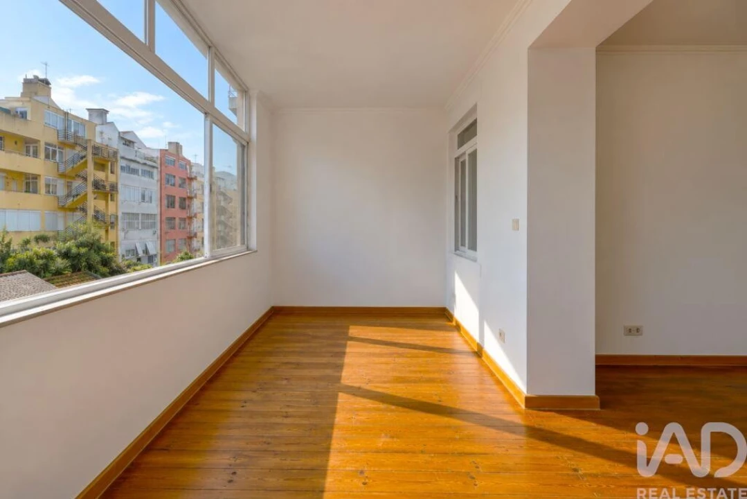 Apartamento T3 para Venda em Arroios Foto 5