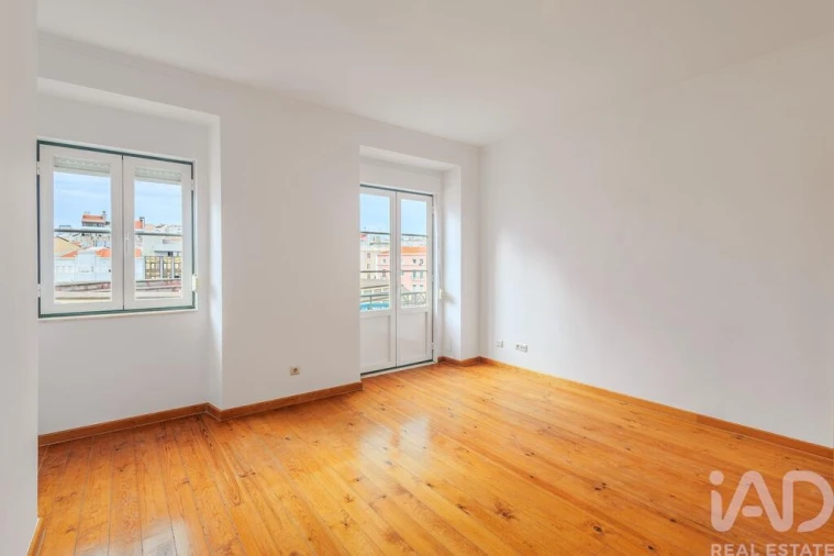 Apartamento T3 para Venda em Arroios Foto 22