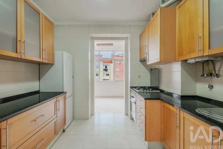 Apartamento T3 para Venda em Arroios Foto 13