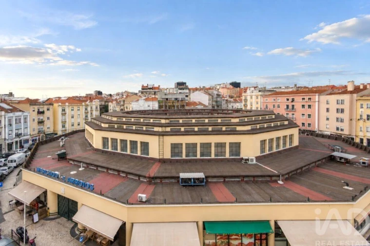 Apartamento T3 para Venda em Arroios Foto 37