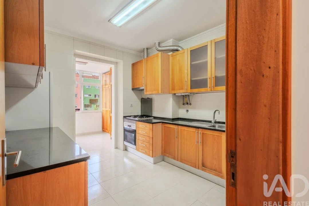 Apartamento T3 para Venda em Arroios Foto 12