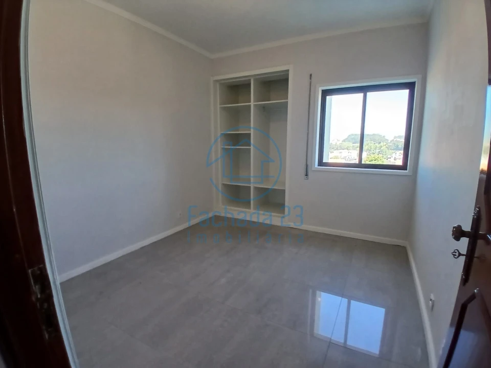 Apartamento T3 para Venda em Paços de Brandão Foto 11
