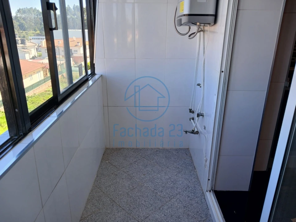 Apartamento T3 para Venda em Paços de Brandão Foto 6