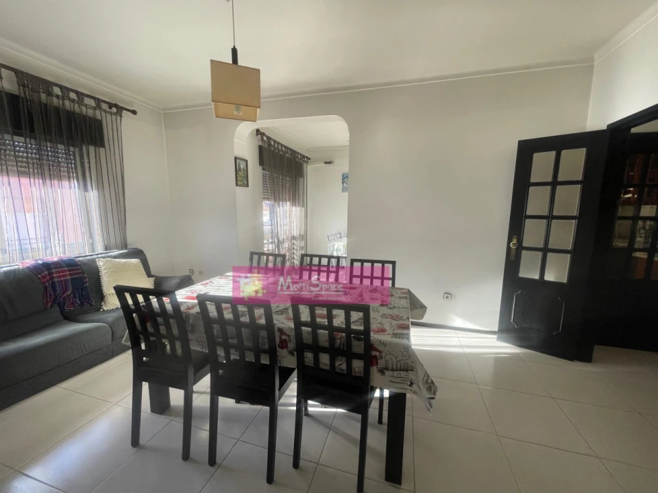 Apartamento T4 para Venda em São João Baptista Foto 4