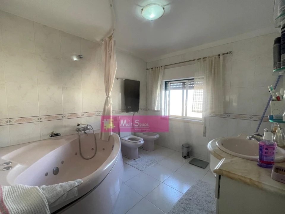 Apartamento T4 para Venda em São João Baptista Foto 19