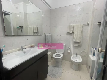 Apartamento T4 para Venda em São João Baptista